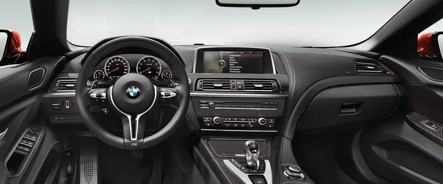 ภายใน BMW M6 Coupe Convertible มือสอง สปอร์ตสมรรถนะสูง