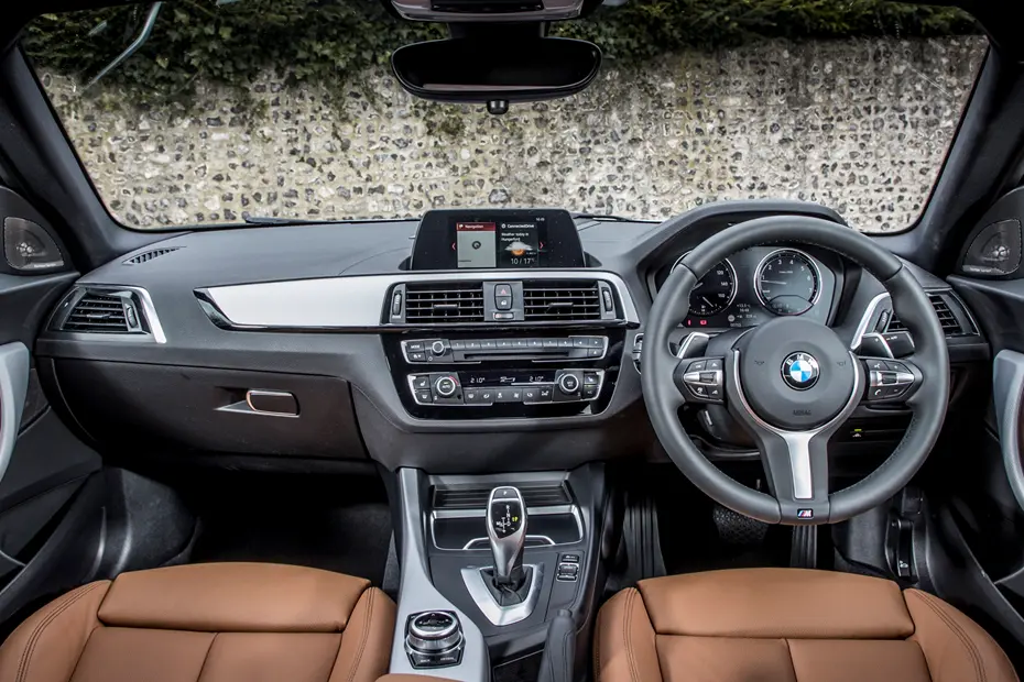 ภายใน BMW Series 2 มือสอง Active Tourer