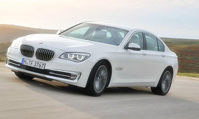 รับซื้อรถ BMW Series 7 มือสอง Sedan เรือธง