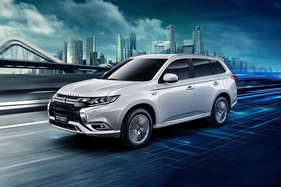 รับซื้อรถ Mitsubishi Outlander มือสอง SUV Hybrid พรีเมียม