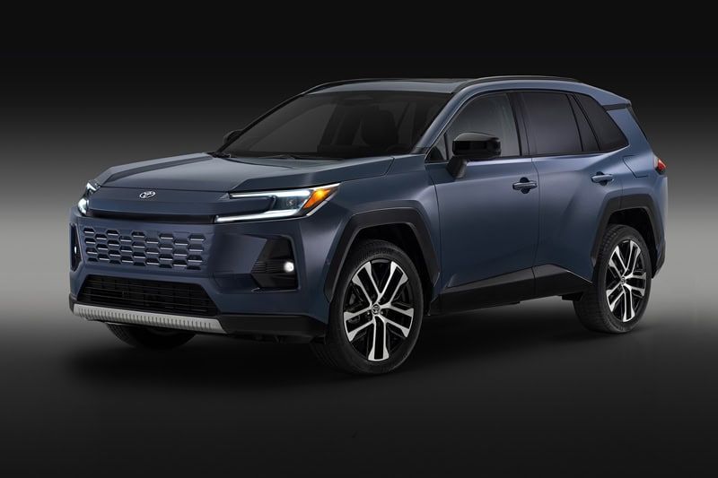 ทีมงานรับซื้อรถ Toyota RAV4 มือสอง กรุงเทพ