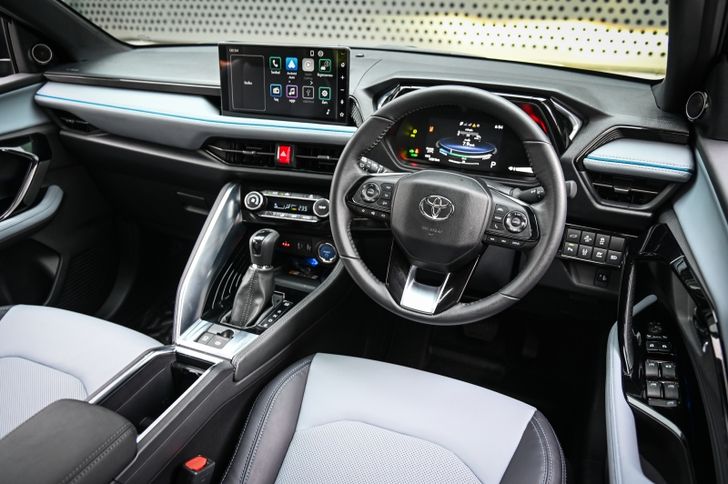 ภายใน Toyota Yaris Cross มือสอง SUV ขนาดเล็ก